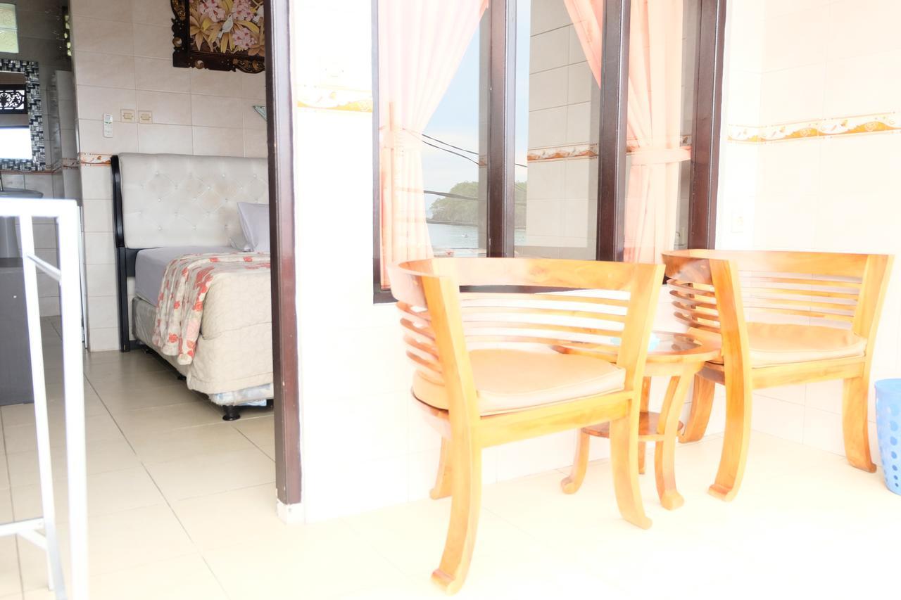 Kerti Beach Bungalow And Restaurant Padangbai (Bali) Exterior foto